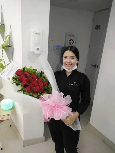 Floristeria-Envigado-Antioquia--cerca-de-mi-LA DISTANCIA HACE MAS FUERTE NUESTRO AMOR.png